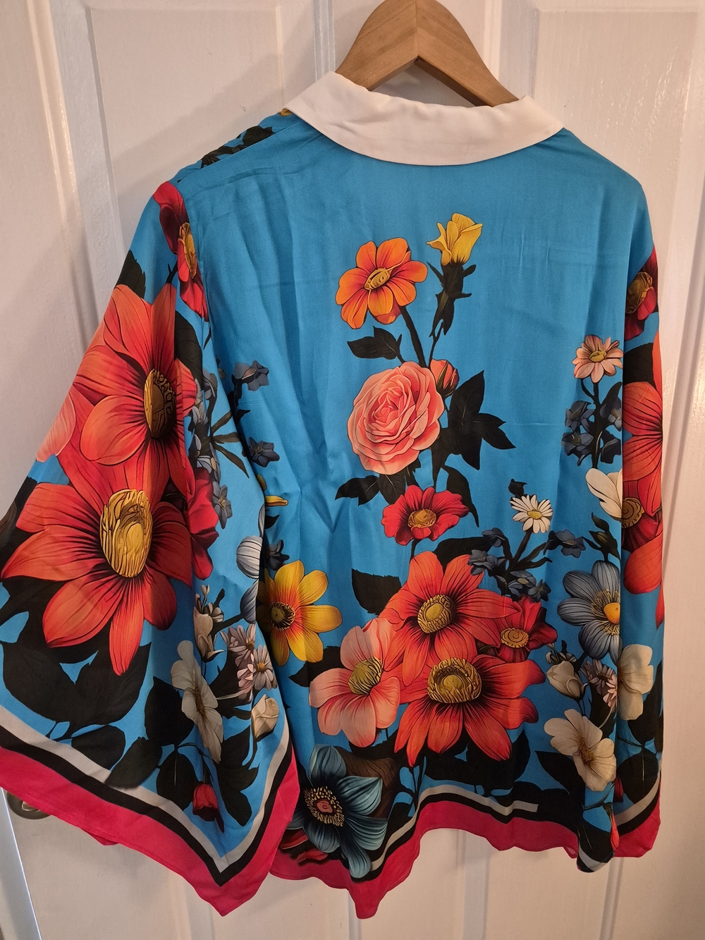Aratta Floral Garden White Blue Floral Accent Top - Picture 9 of 10
